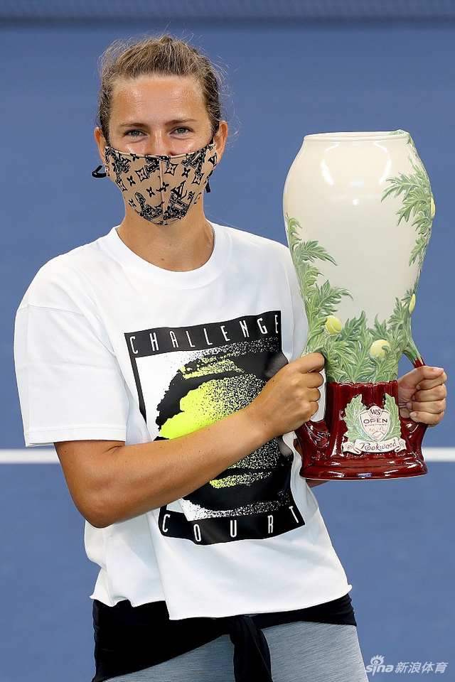 败北引发热议!,阿扎伦卡在拜仁比赛中夺冠赢得满堂喝彩 败北引发热议!,阿扎伦卡在拜仁比赛中夺冠赢得满堂喝彩