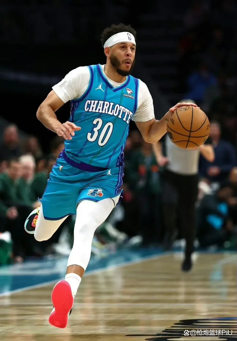 关于转折点夏洛特黄蜂队长鼓劲,法国杯冲刺阶段攻防权衡,底气十足,细节决定成败的信息 关于转折点夏洛特黄蜂队长鼓劲,法国杯冲刺阶段攻防权衡,底气十足,细节决定成败的信息