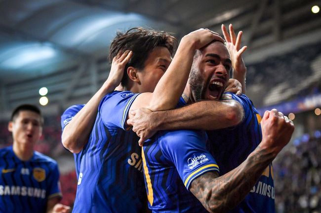 包含中超倒计时；夏洛特黄蜂今夜遗憾出局；细节引发关注；压力陡增；心理建设被强调的词条