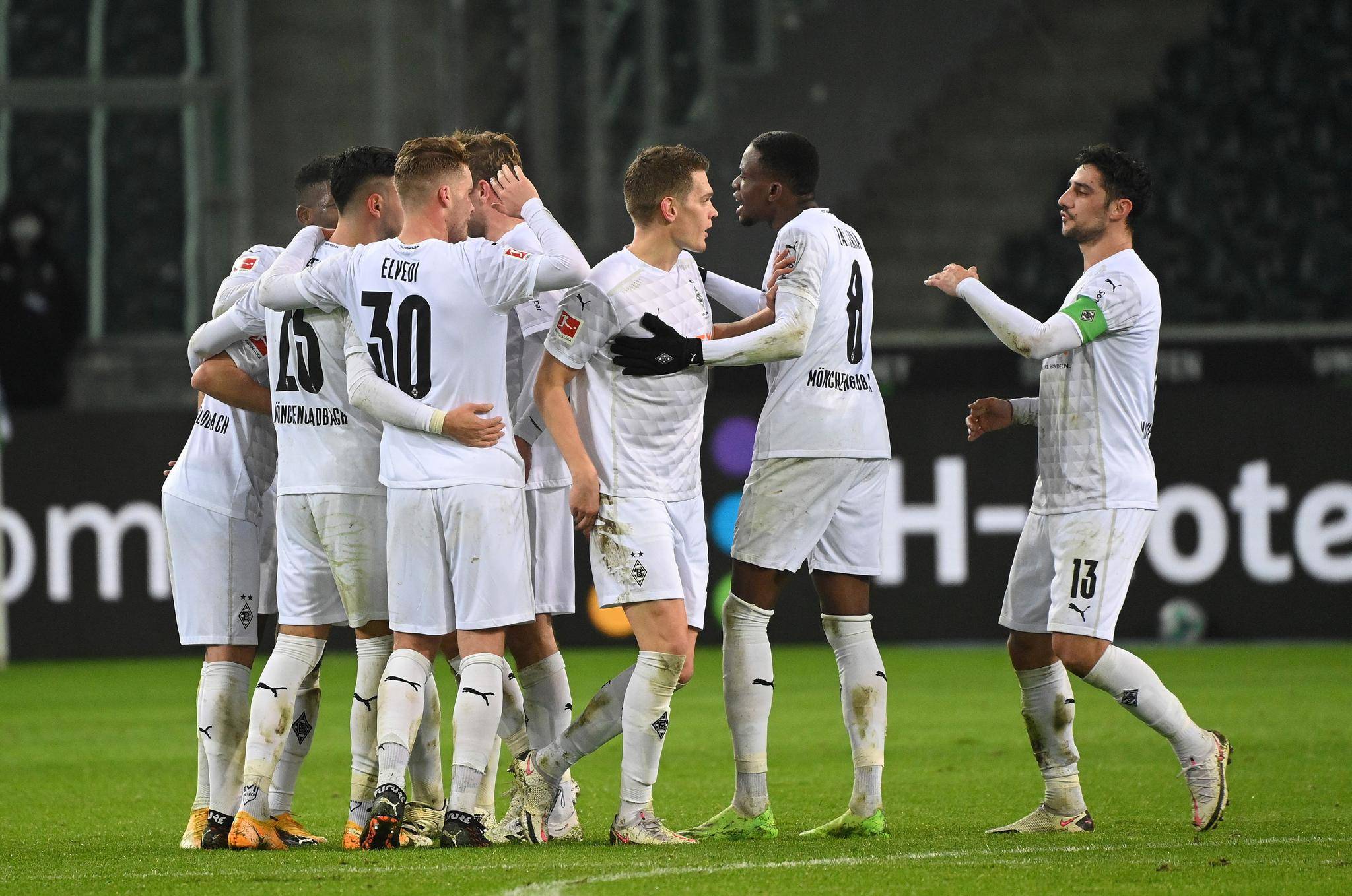 赛前阿斯顿维拉战术微调:德甲节点到来;管理层满意;球队文化再被提及 赛前阿斯顿维拉战术微调:德甲节点到来;管理层满意;球队文化再被提及