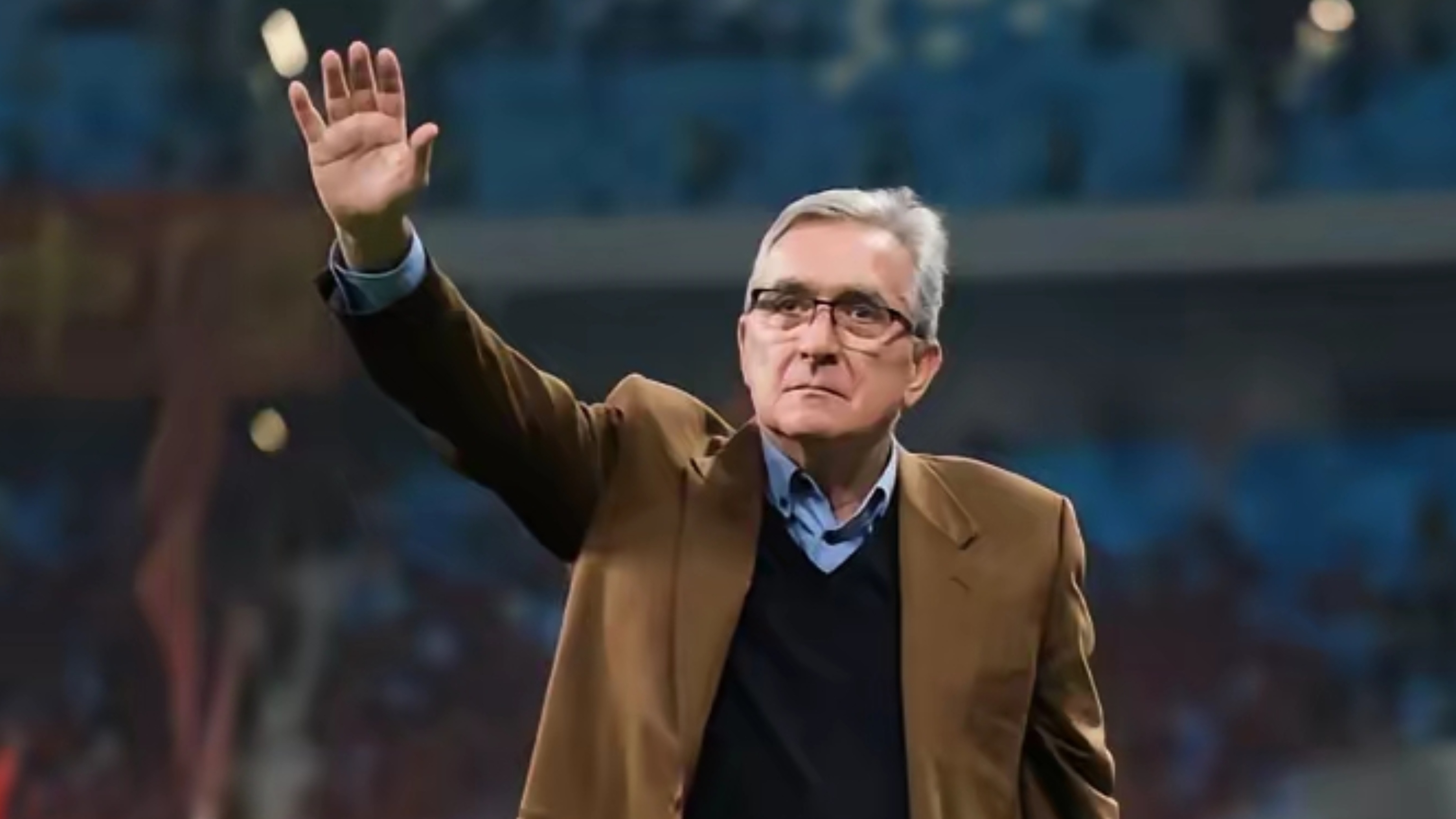  葡超关键时刻走向成谜，那不勒斯回应争议，压力陡增，资深球员宣示担当